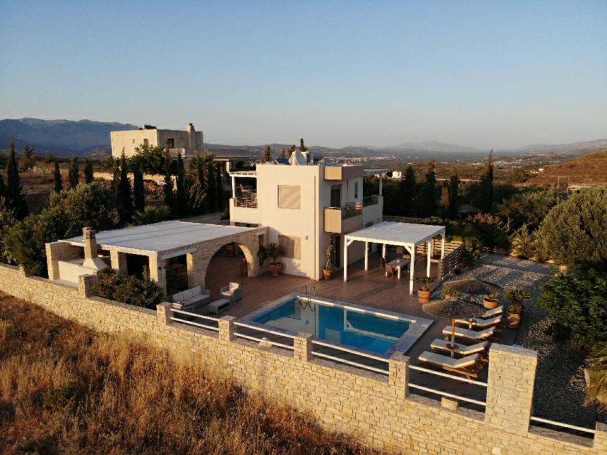 Golden Sky Villa Kamilari Exterior foto
