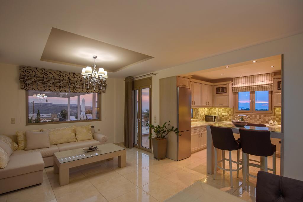 Golden Sky Villa Kamilari Exterior foto